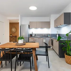 https://les-cocons-montchat.hotels-rhonealpes.com
